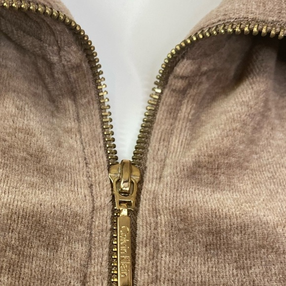 Calvin Klein Performance~Tan Velour Jacket~Zip-Up~Arm Ruching~Pockets~Size L - Picture 5 of 9